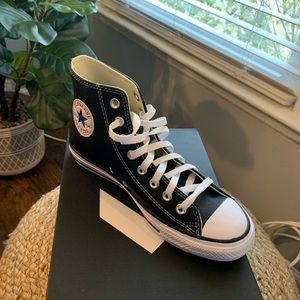 Black Leather Converse Chuck Taylor All Stars